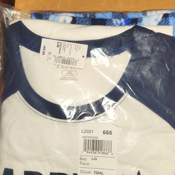 CHANUKAH  Happy Llamukah PAJAMAS Hanukkah Holiday Set!   NEW in Sealed Package! - Picture 4 of 10